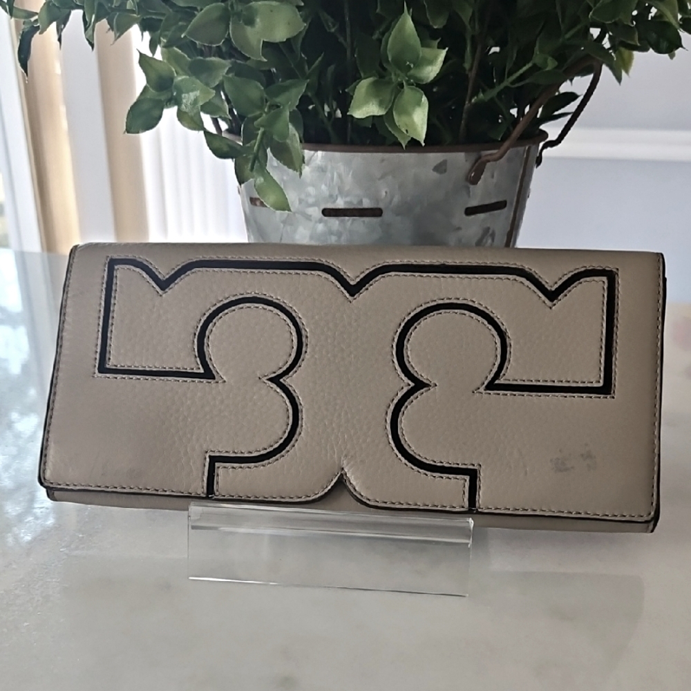 Tory Burch Clutch
